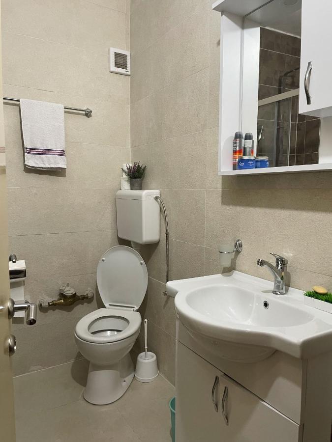 Apartment Vrbisao ツェティニェ エクステリア 写真