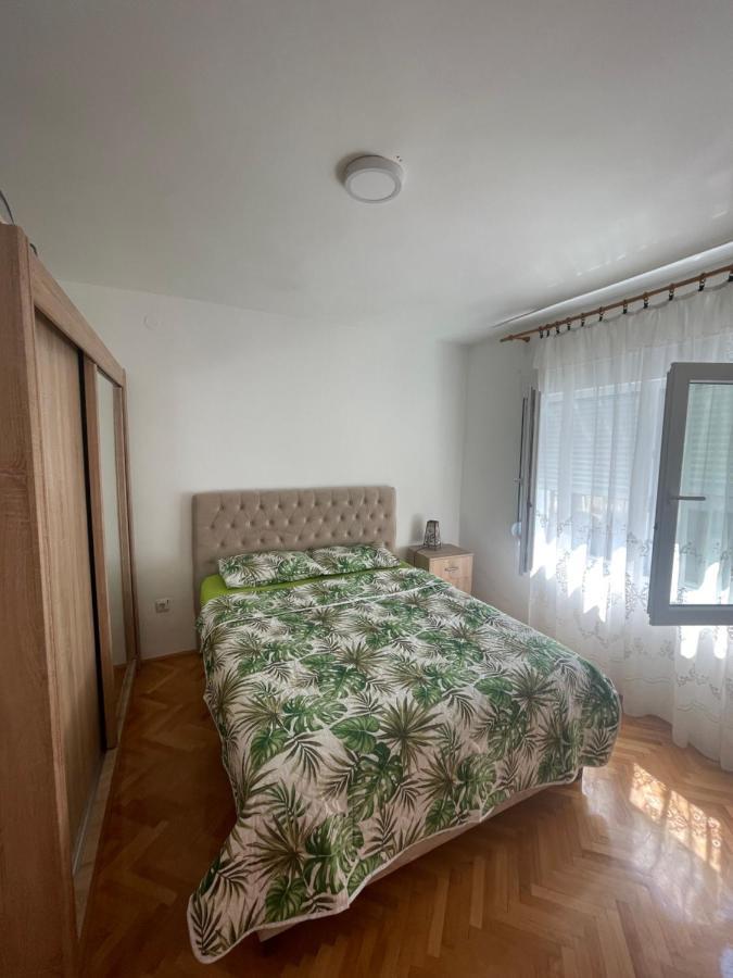 Apartment Vrbisao ツェティニェ エクステリア 写真