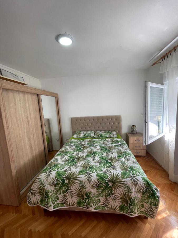 Apartment Vrbisao ツェティニェ エクステリア 写真