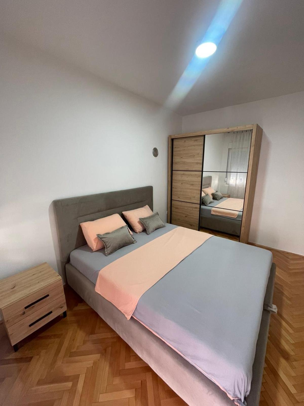 Apartment Vrbisao ツェティニェ エクステリア 写真